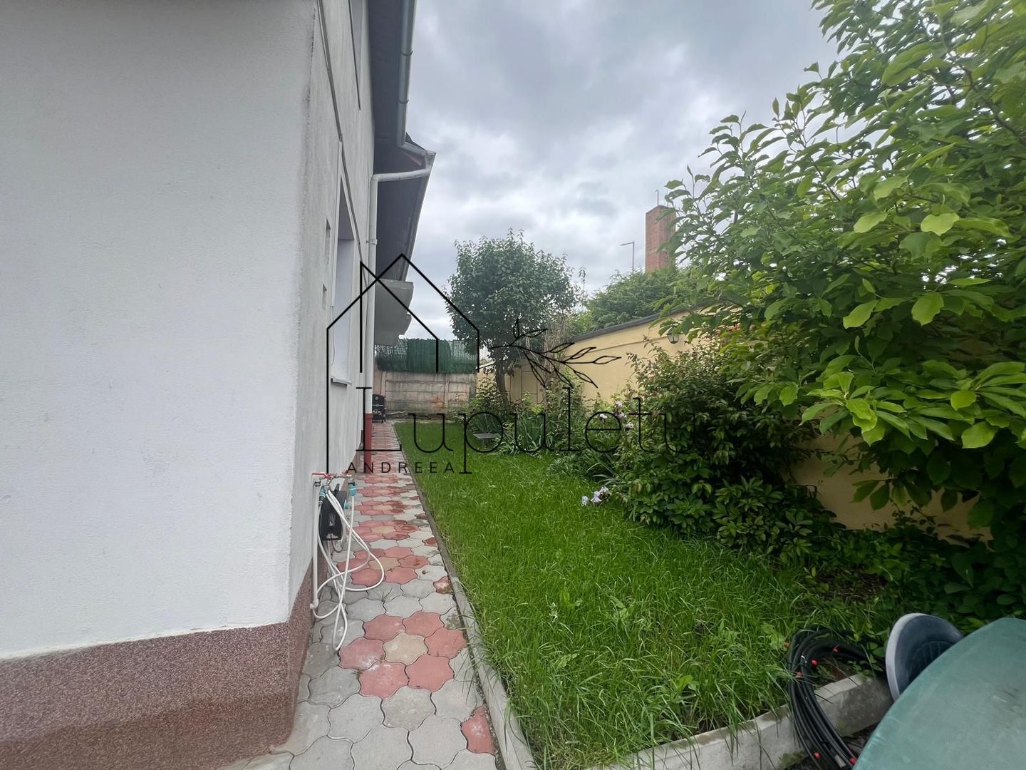 Casă de Vanzare | 200 MPU | Teren 305 MPU | Ultracentral - Poză 41