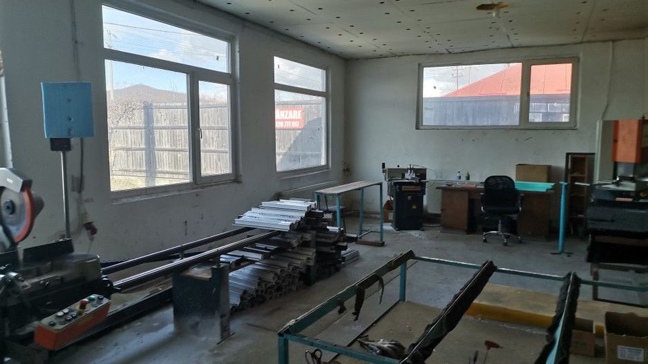 Vanzare hala atelier, stradal, Stalpeni - Poză 5