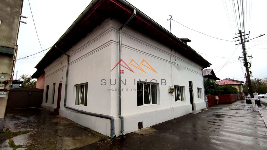 Casă / Spațiu comercial | 193 mp utili (P+S) | Câmpina | 120.000 € - Poză 2