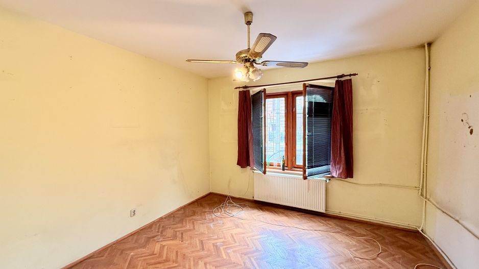 Vila 200 mp desfasurati cartier de case Belvedere Regie - Poză 19