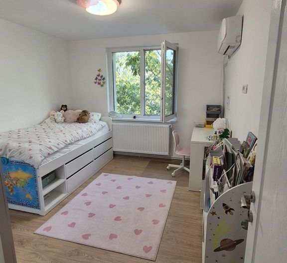 Apartament 3 camere, zona Mega Mall - Poză 1