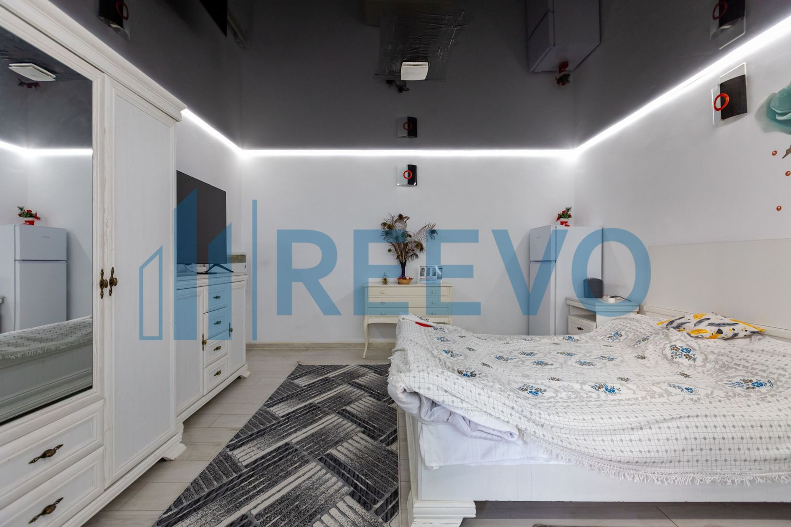 Clădire și teren de investiție, central Roman - Poză 12