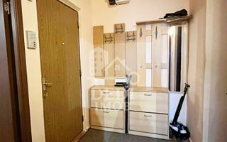 Apartament cu 3 camere de vanzare in zona Rogerius, Oradea - Poză 8