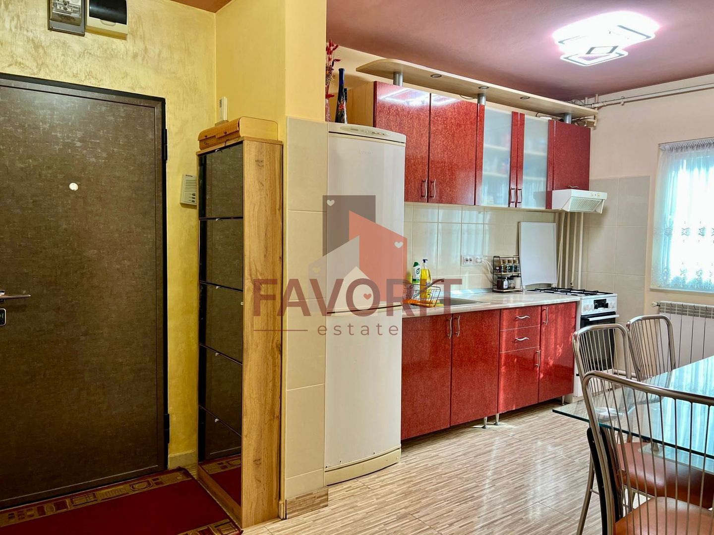 3 camere | centrala proprie | boxa | mobilat si utilat | zona excelenta | - Poză 6