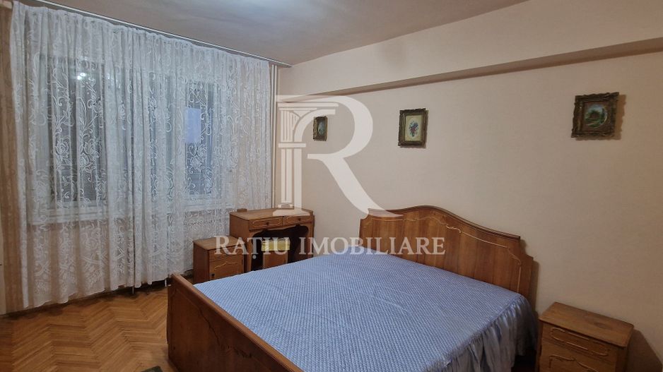 Apartament cu 4 camere | Decebal | 68 utili | Lift | Oradea - Poză 1