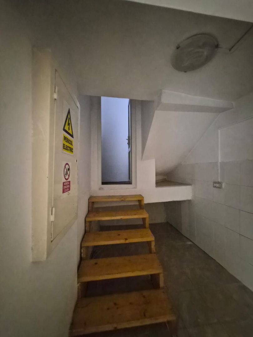 De vanzare Vila individuala, 9 camere, Mosilor - Eminescu, sector 2 - Poză 21