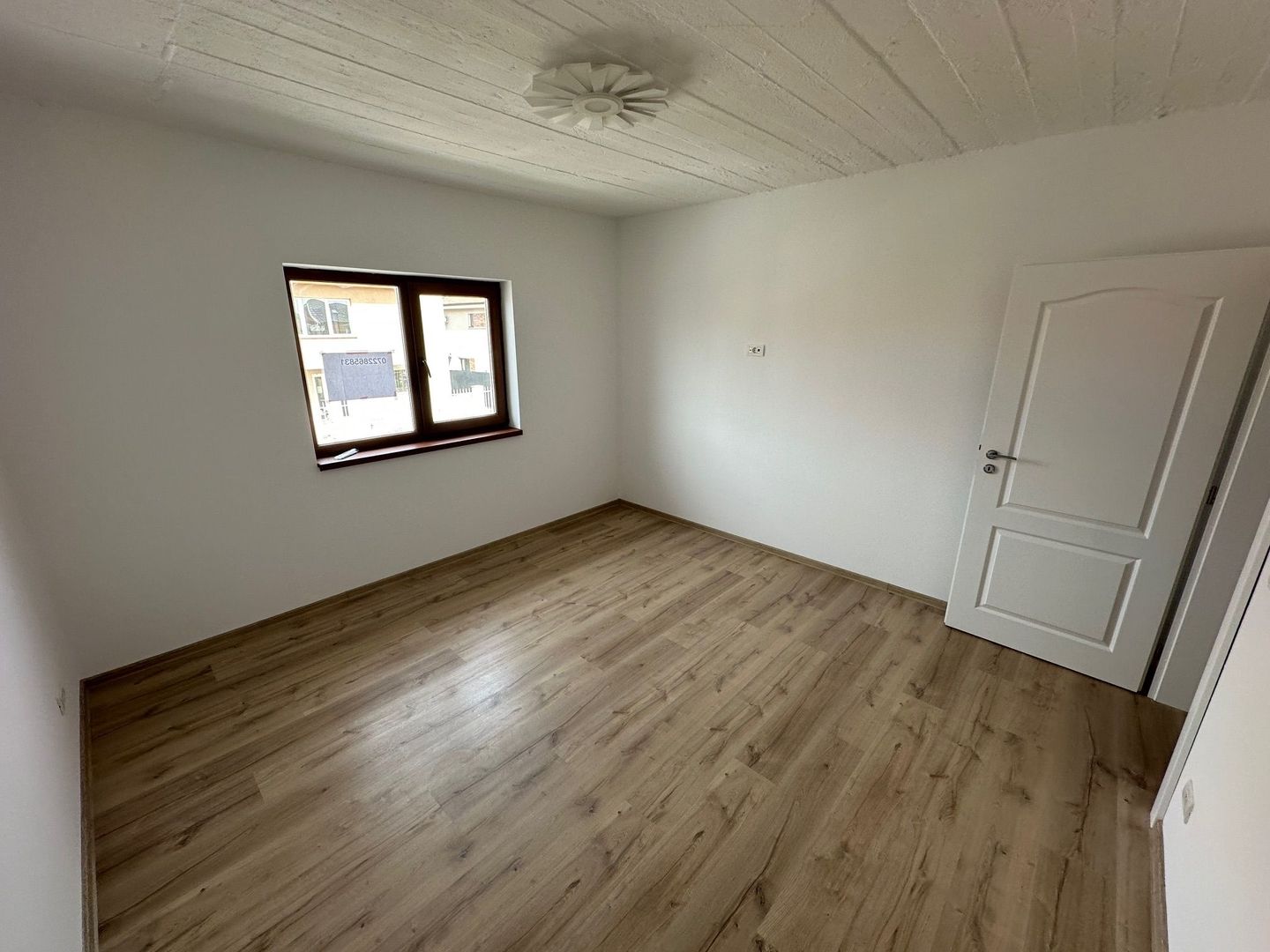 Duplex cu camera pe parter - Poză 28