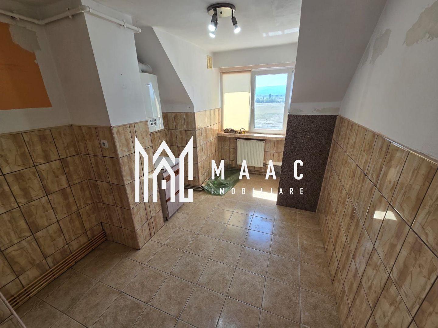 Apartament spatios la cheie 43 mpu Viile Sibiului - Poză 4