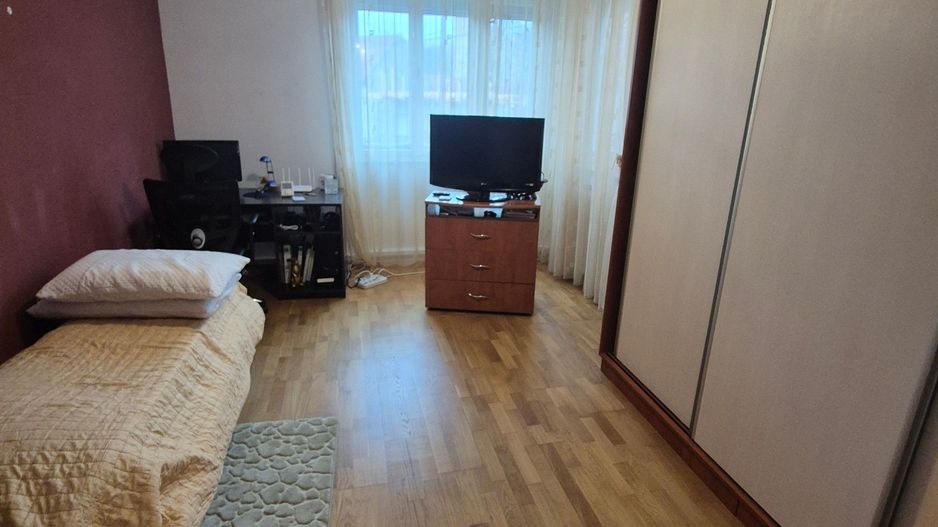 Vand casa 2 camere Moroasa - Poză 7