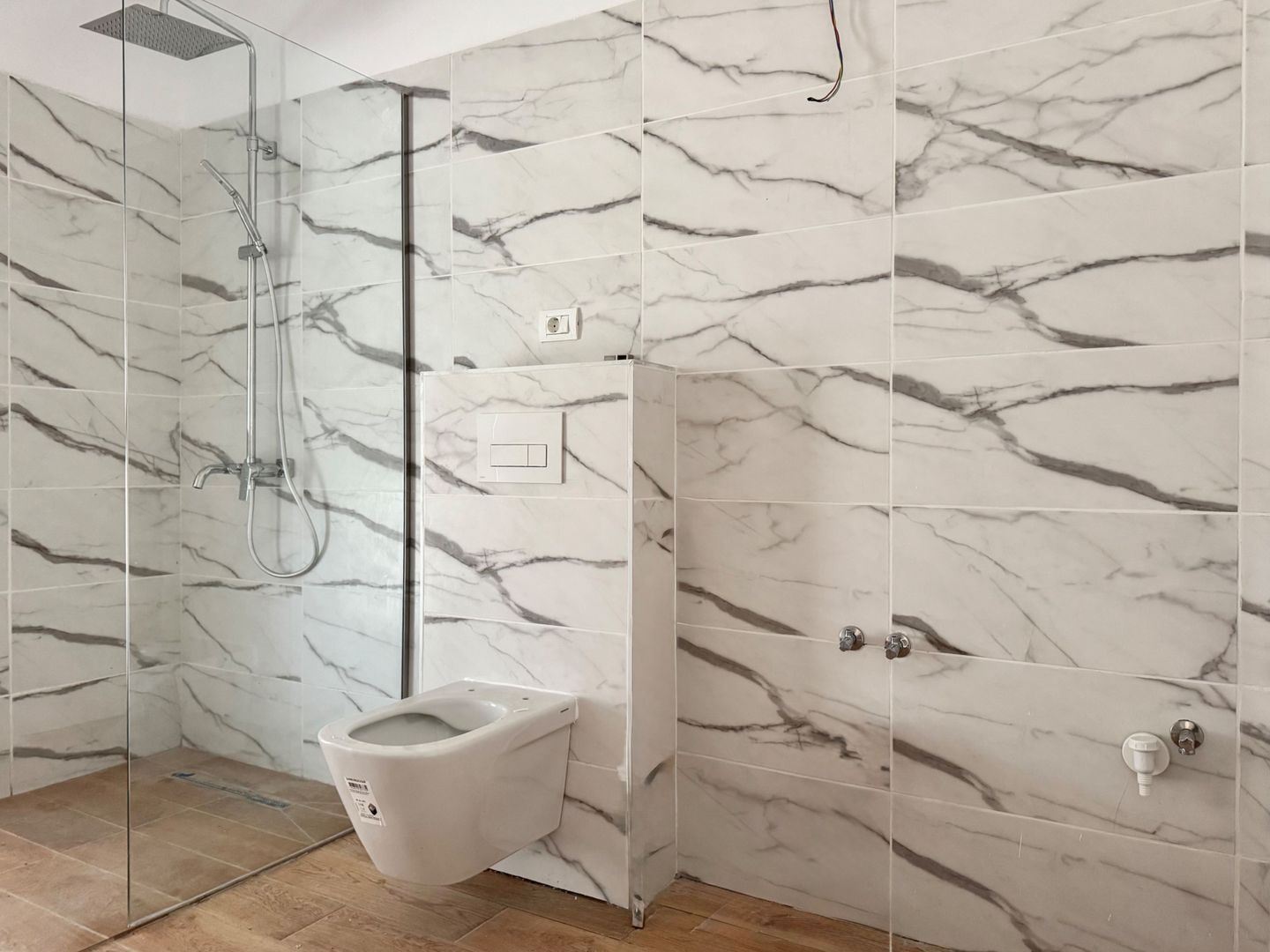 Parter 2 camere Lidia, parcare inclusă – locuință sau birou - Poză 12