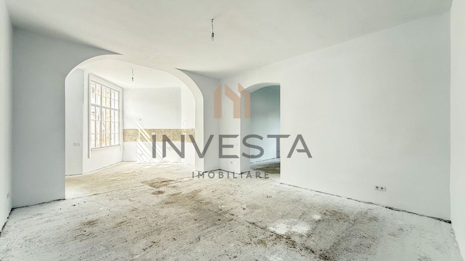 Casa semifinisata de vanzare pe strada Brasov! - Poză 1