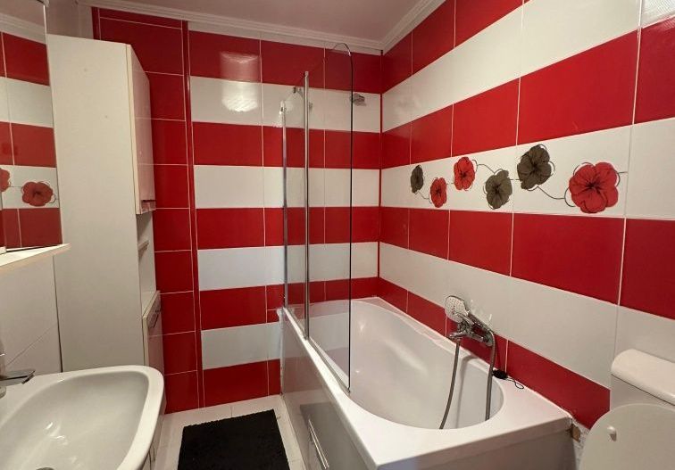 Apartament 2 camere Gorjului la 10 minute de metrou - Poză 2