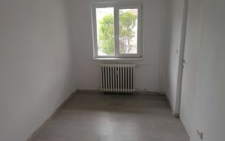 2 camere | renovat | investitie | zona excelenta | - Poză 2