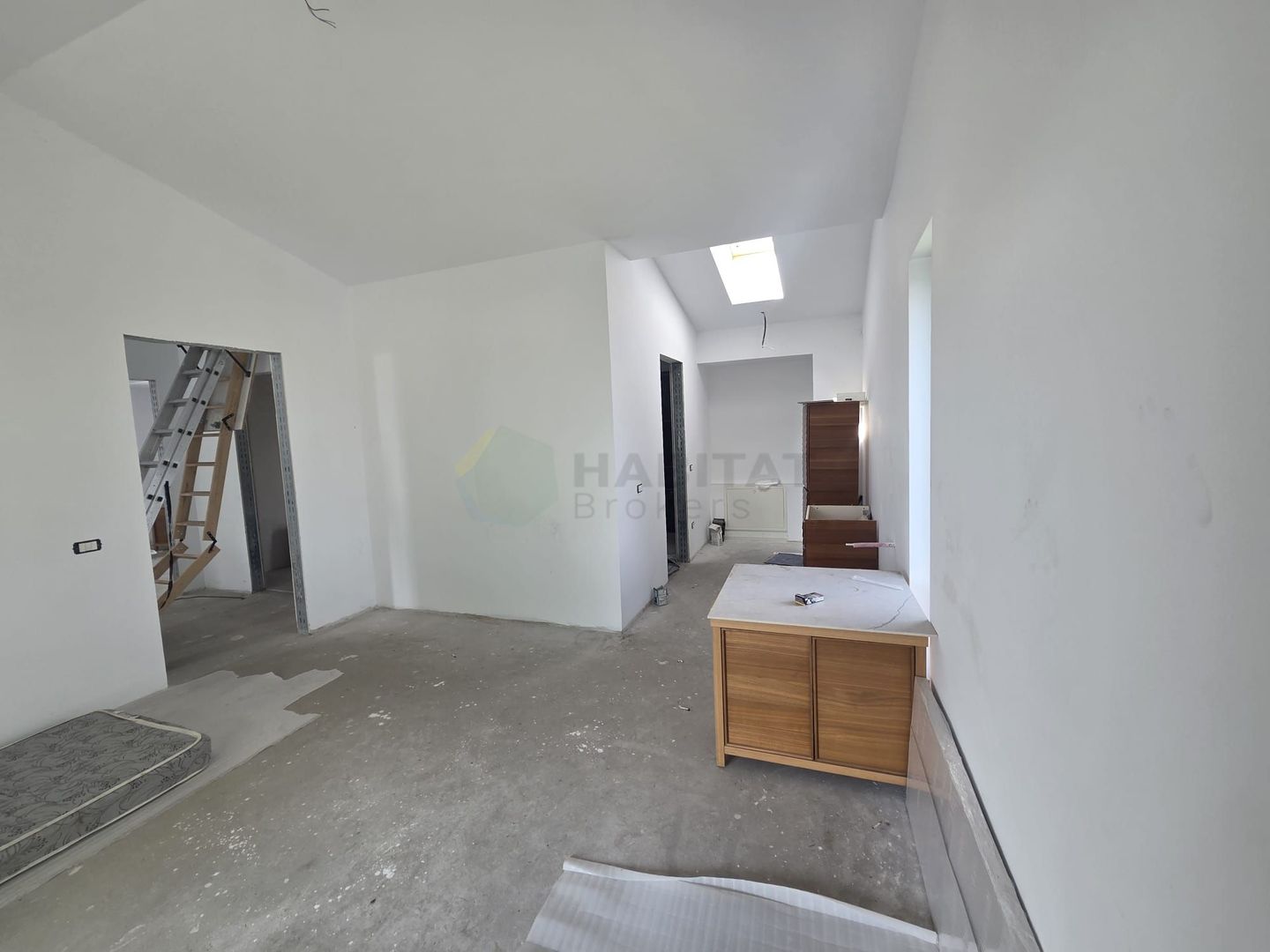 Vilă spațioasă Tunari | Curte mare | Complex închis - Poză 12