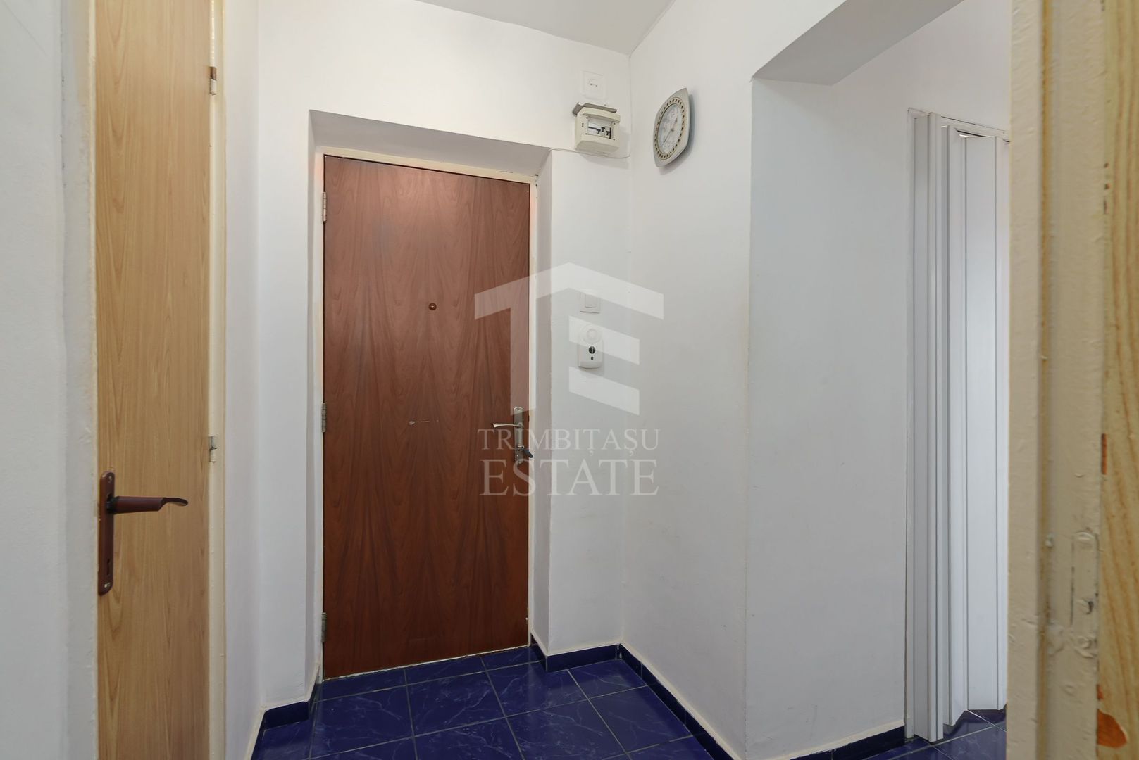 Apartament de vanzare 3 camere - Teiul Doamnei. - Poză 14