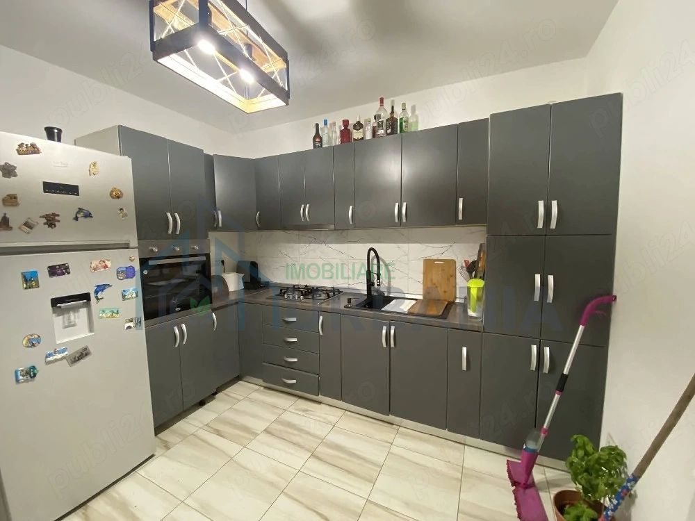 vând casa in Lunca Cetatuii - Poză 1