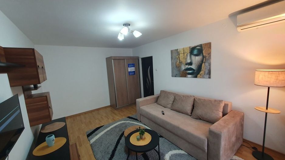 Apartament 2 camere Aparatorii Pariei-Loc Parcare - Poză 1