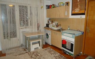 Apartament cu 4 camere de vânzare în zona Manastur - Poză 1