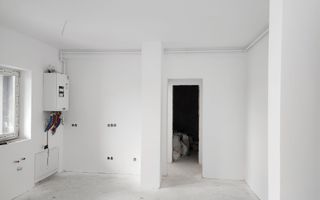 Apartament cu 2 camere, Tineretului, terasă spațioasă, loc de parcare. - Poză 1