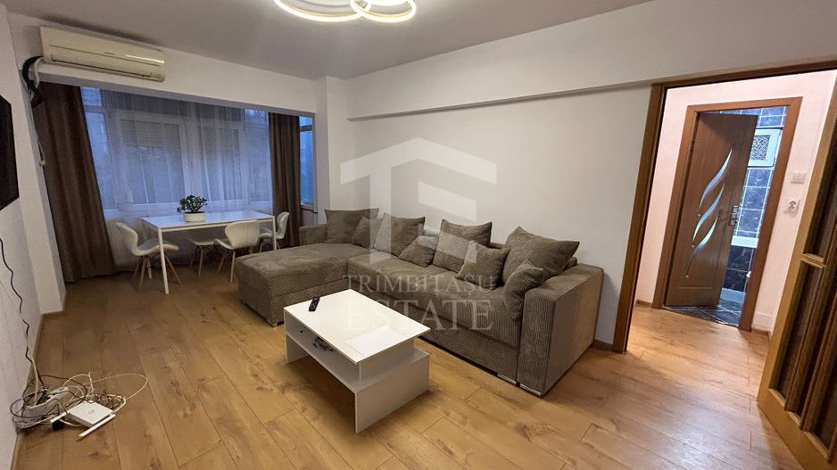 3 Camere Aviatiei/ Nicolae Caramfil - Poză 1
