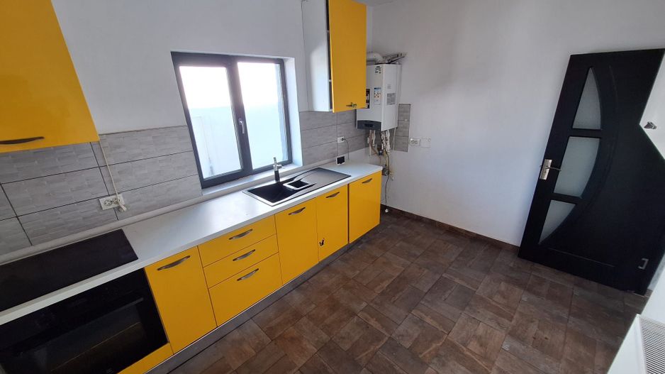Vila Individuala Spatioasa  Parter+Etaj - LOT 266 mp - 3 Dormitoare - Poză 14