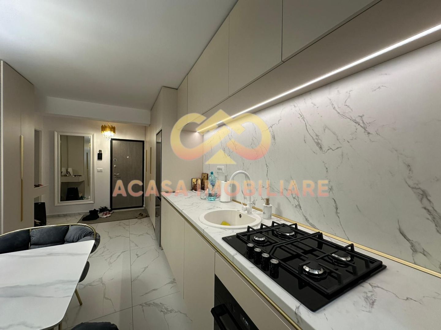BUCIUM  INTABULAT MOBILAT  APARTAMENT  57MP - Poză 9