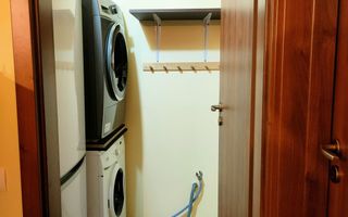 Apartament 3 camere, terasă, balcon închis, parcare - Poză 4