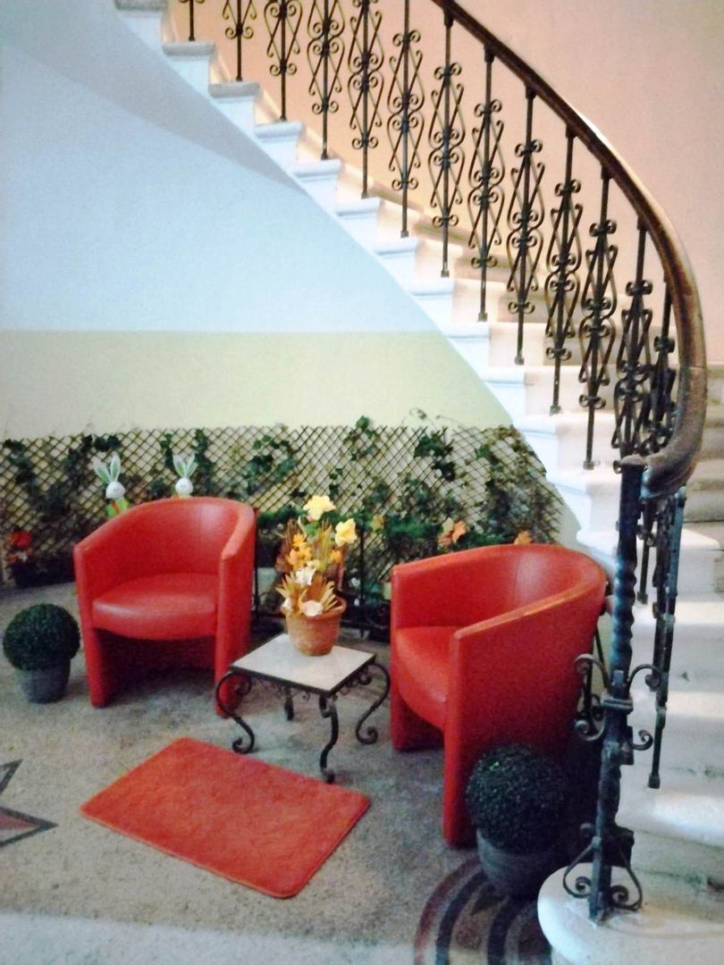 Studio renovat mobilat si utilat,Brasov,centrul istoric - Poză 12