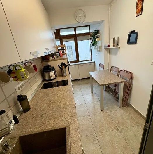 Apartament 3 camere de vanzare Pajura - Poză 2