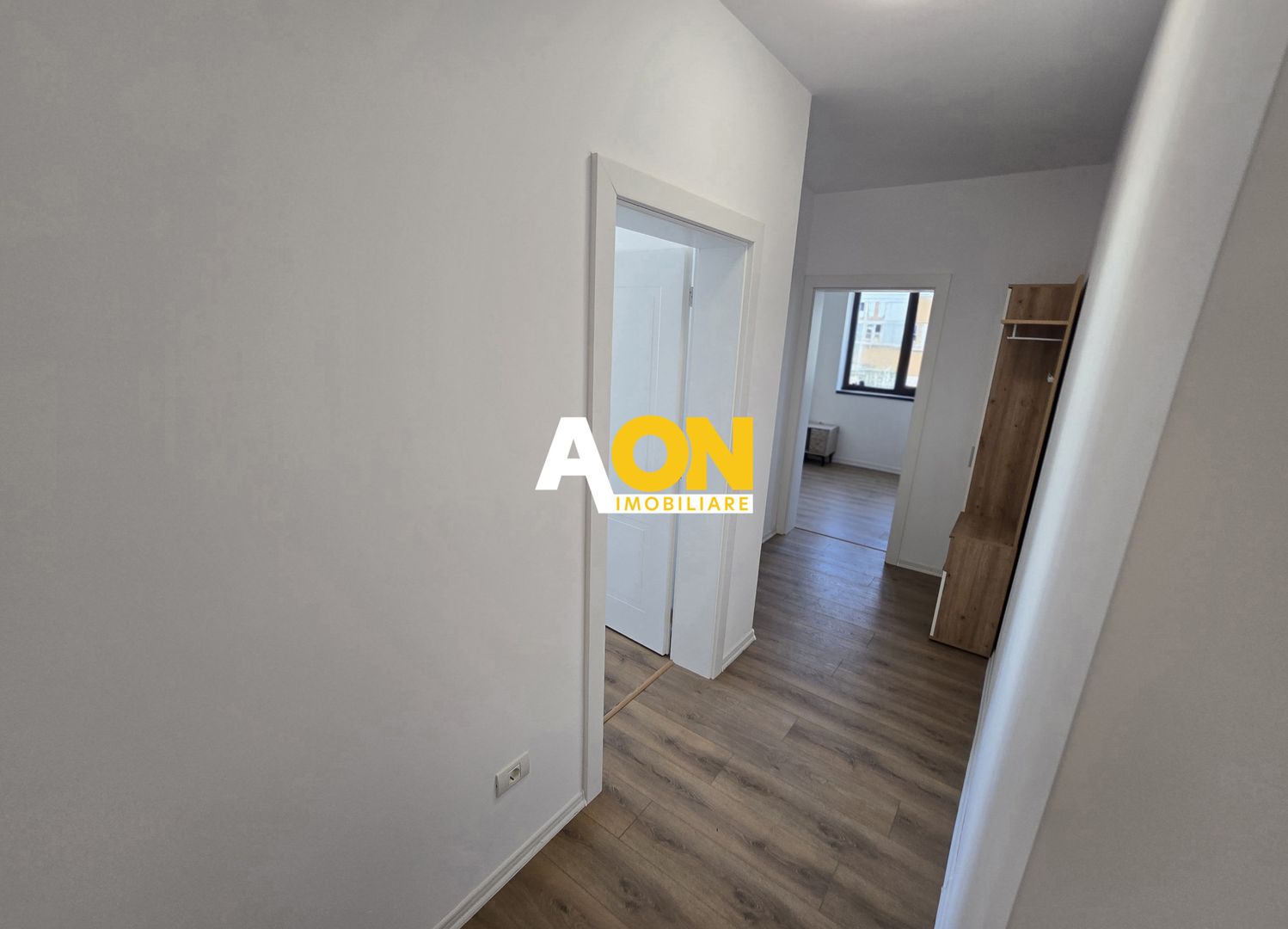 Apartament cu 3 Camere, Bloc Nou, Prima Închiriere, Zona Centru - Poză 8