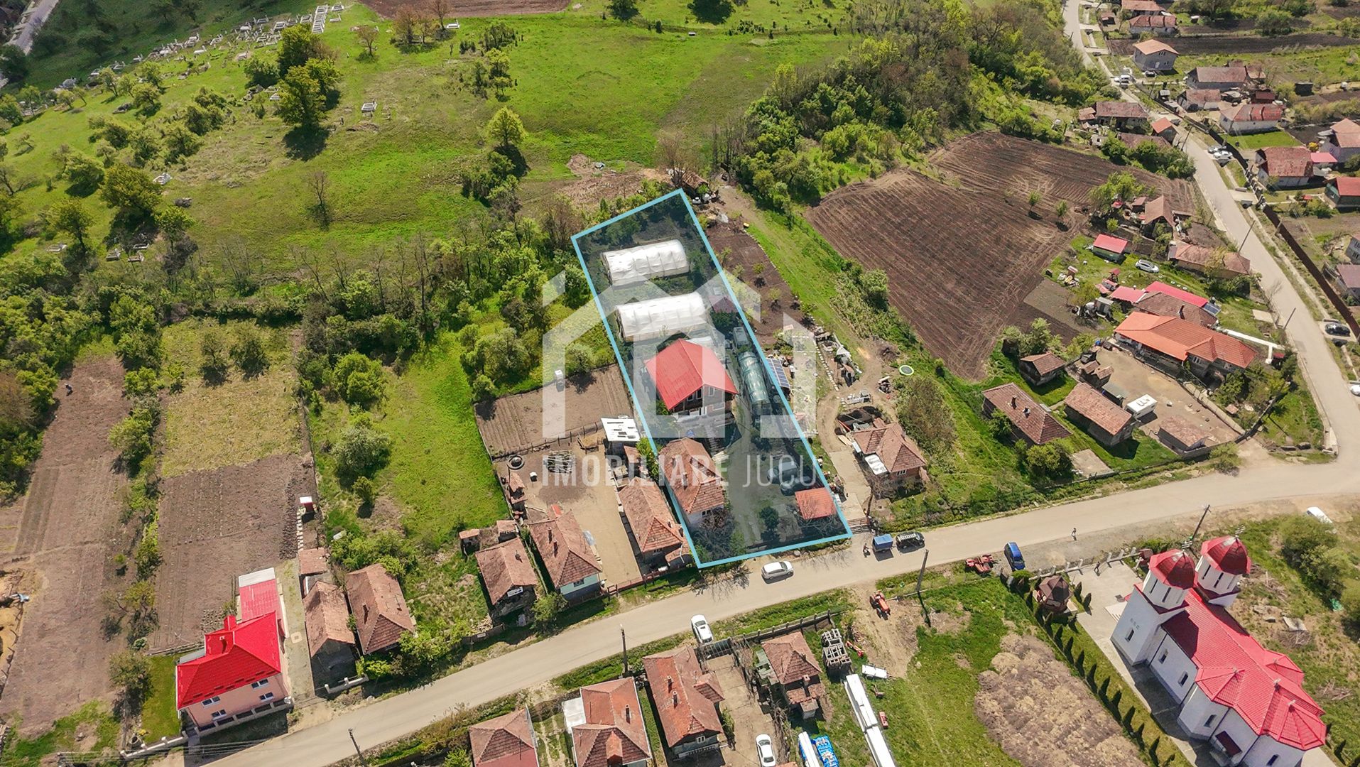Casă familială spațioasă cu 5 camere în Visea, comuna Jucu - Poză 21