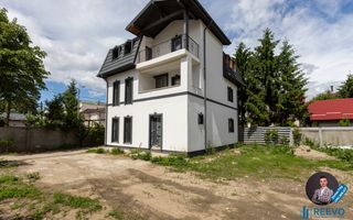 Casă de vânzare, centrală, pe str.  Oituz, Bacău - Poză 3