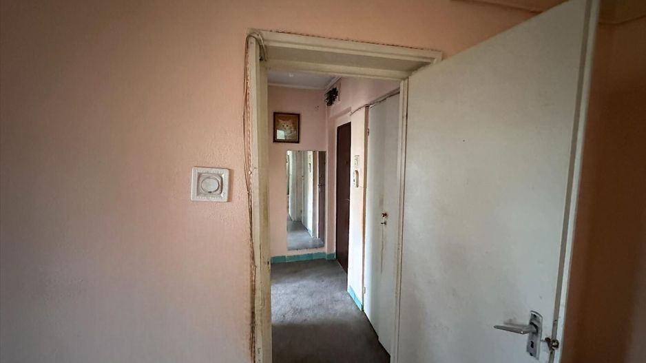 Apartament cu 2 camere de vânzare în Titan, Bucuresti - Poză 3