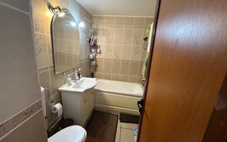 Apartament 3 camere, 63 mp, mobilat si utilat, Nicolina 113.000 € - Poză 8