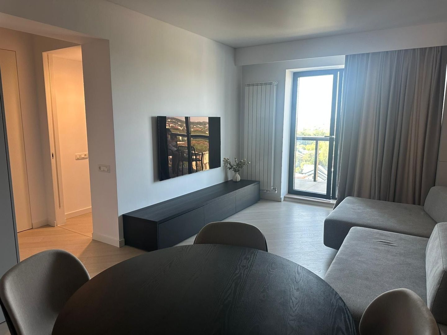 Apartament 2 camere de inchiriat  cu parcare | Cortina North - Poză 3