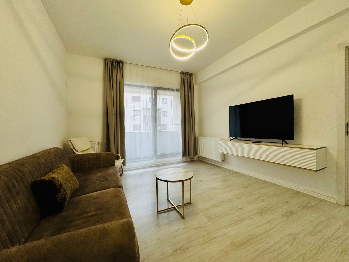 Apartament 2 camere Bragadiru  Safirului  Loc de parcare - Poză 1
