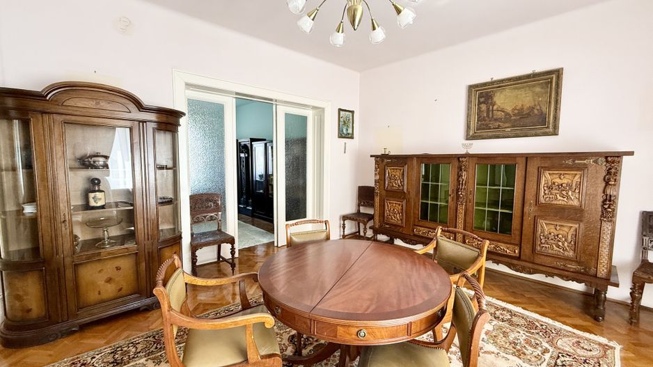Apartament mobilat si utilat complet, zona centrala, 4 camere, 2 bai - Poză 3