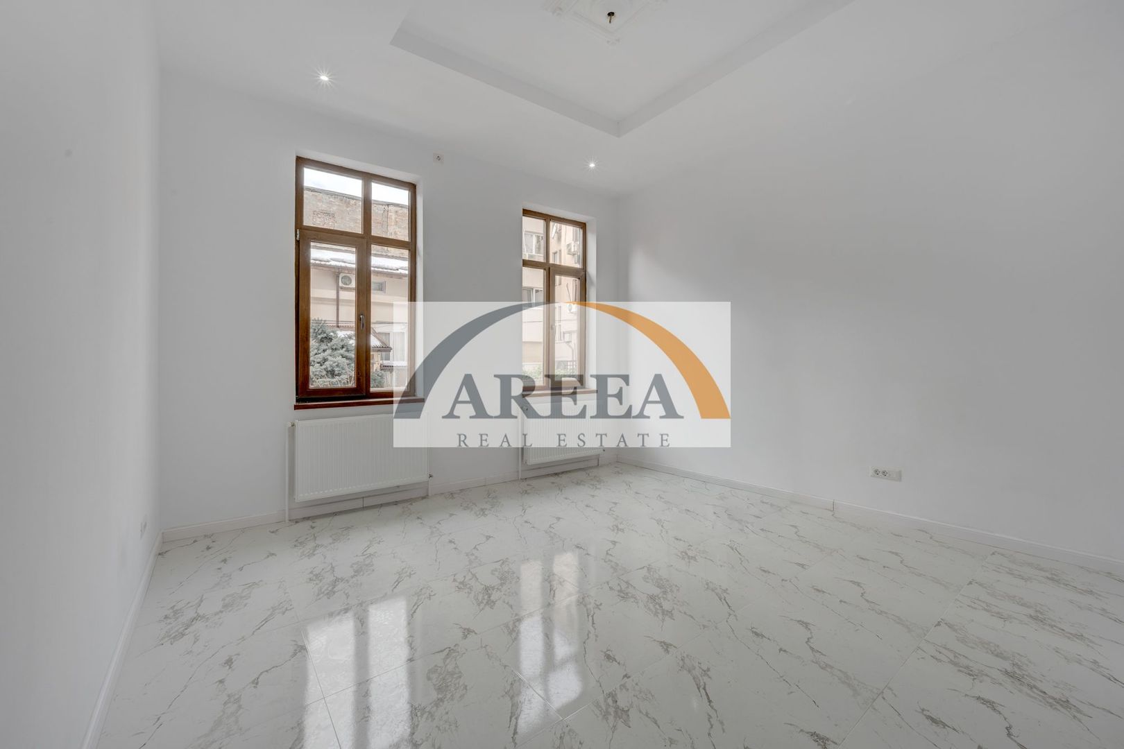 VILA RENOVATA SI ELEGANTA - 131 mp, 6 camere - Mitropolie / Unirii - Poză 7