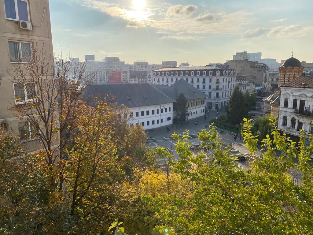 2 camere spatios, B-dul Bratianu, 50 m de metrou, vedere spate - Poză 12