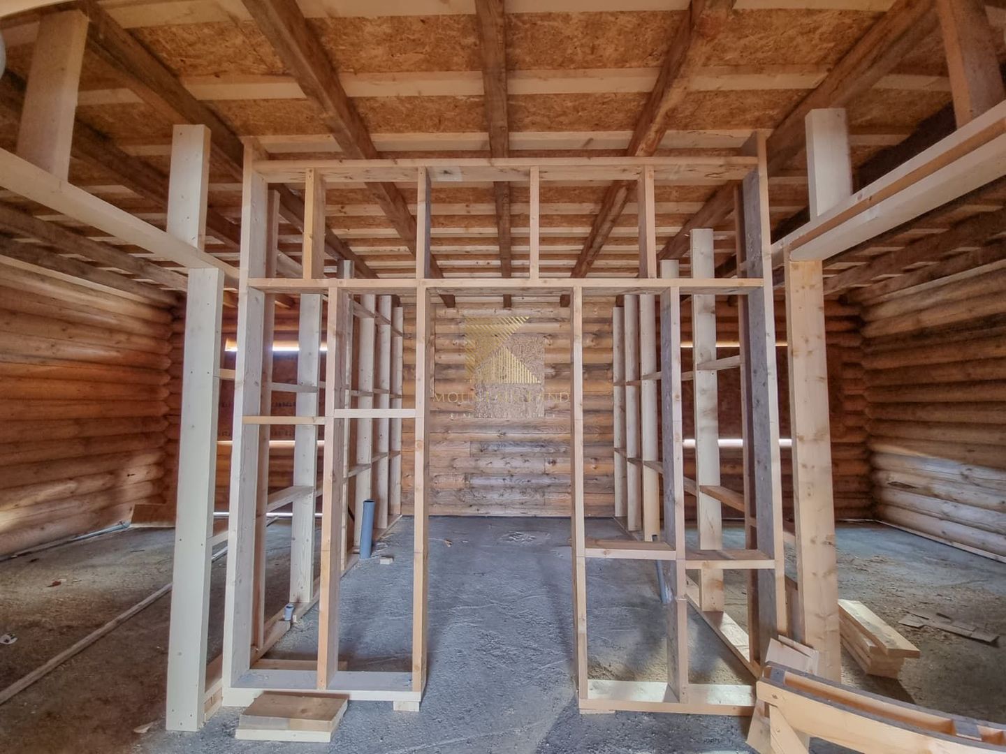 Cabana din bușteni la rosu pe teren 722 mp, Bod COMISION 0 - Poză 9