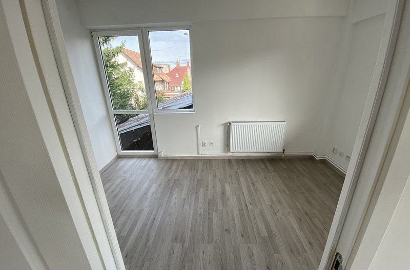 Casa P+2+M de inchiriat in zona Blumana - Brasov - Poză 14