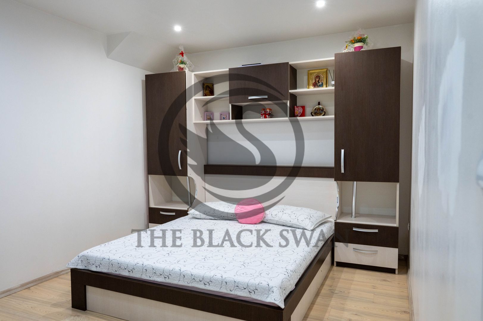 Casa cu 5 camere de vanzare | Zona Ultracentral, Baicoi | Comision 0% - Poză 8