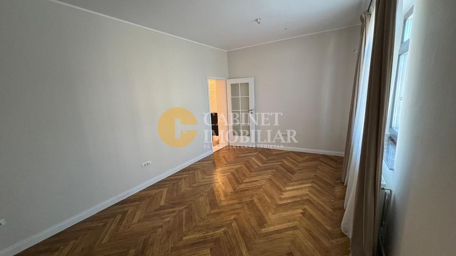 Sararie - 3 camere - Intabulat - Poză 9