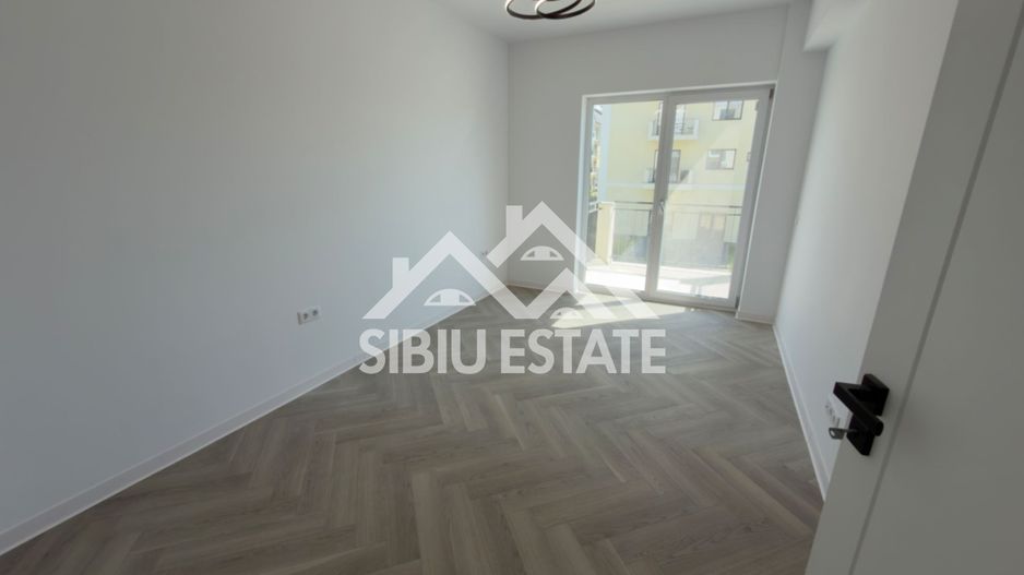 Apartament cu 3 camere,boxa depozit, Finisat La Cheie te muti imediat - Poză 5