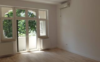 Spațiu de birouri in vila demisol etaj 1 si mansarda - Poză 3