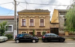 Casă de vânzare în Arad – zona centrală (schimb posibil cu apartament) - Poză 1