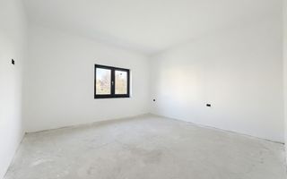 Casa individuala pe parter cu 5 camere | Mosnita Noua - Poză 14