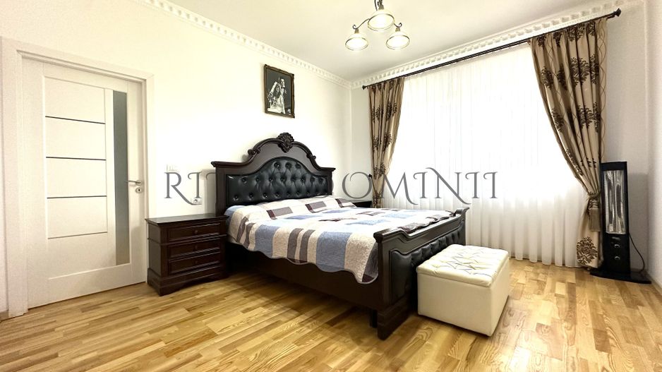 Vilă Spectaculoasă cu Piscină Privată, Dealuri Oradea, 460mp - Poză 4