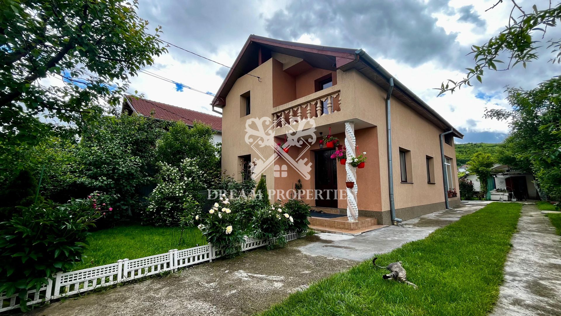 Casa individuala 120 mp, teren 966 mp, zona Sannicoara - Poză 1