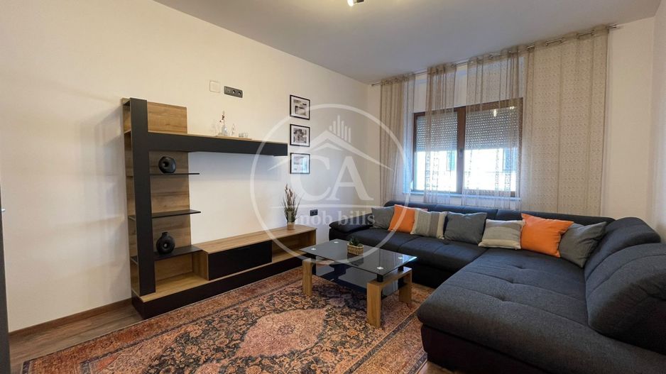 Apartament cu 2 camere de vânzare in zona ultracentrala, Oradea - Poză 2
